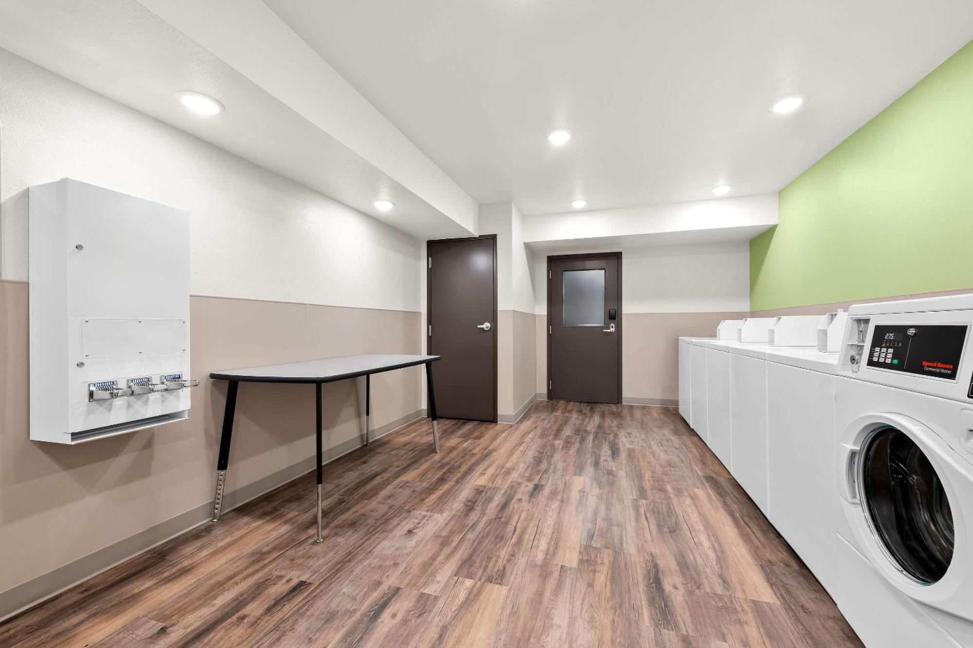 Woodspring Suites Huntsville - Research Park ภายนอก รูปภาพ